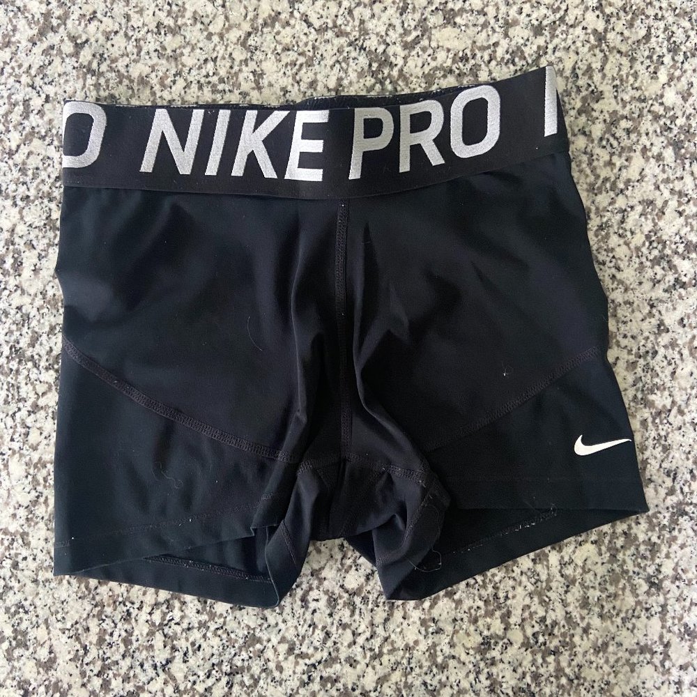 Nike Pro Women's 3" Shorts